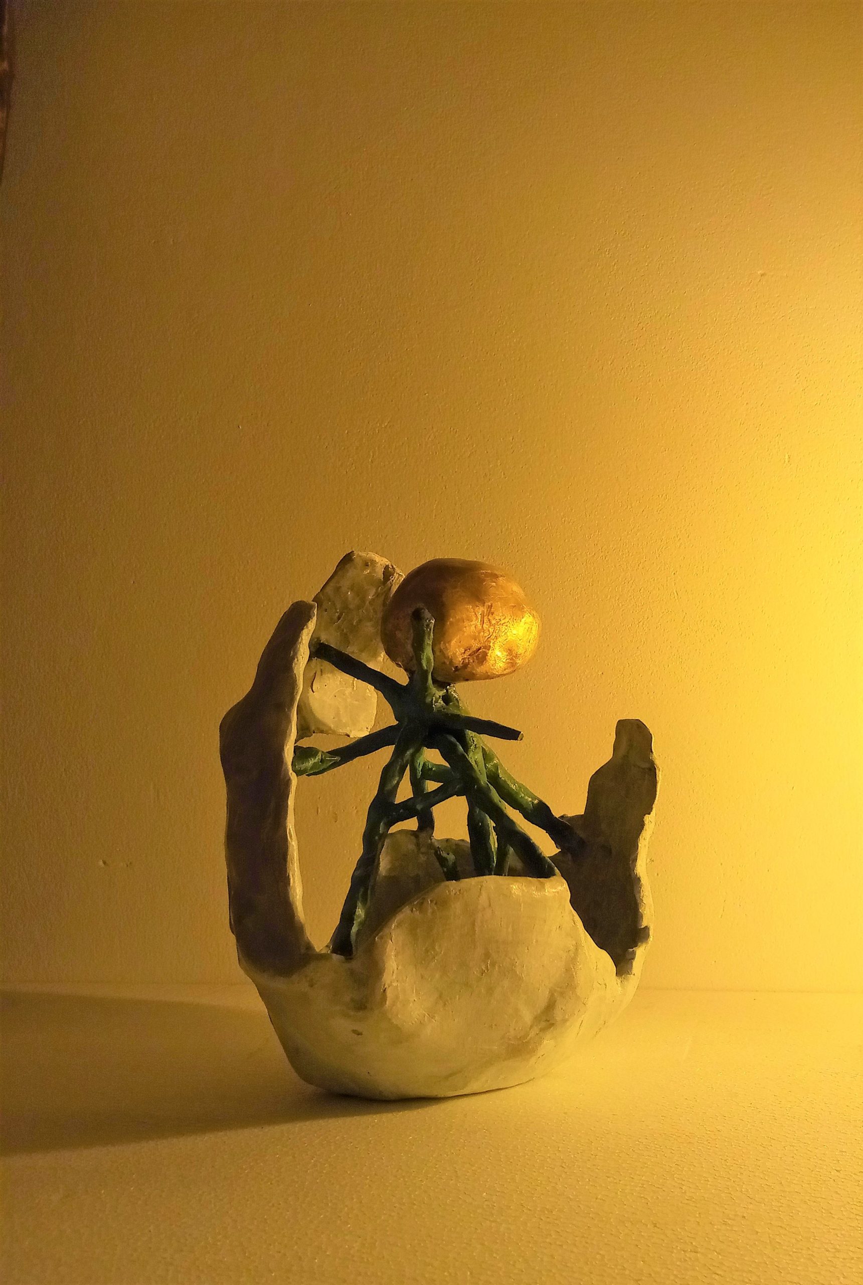 Microtubuli del citoscheletro in cellula fossile, 2021, bronzo, 24x22x16 cm 300dpi