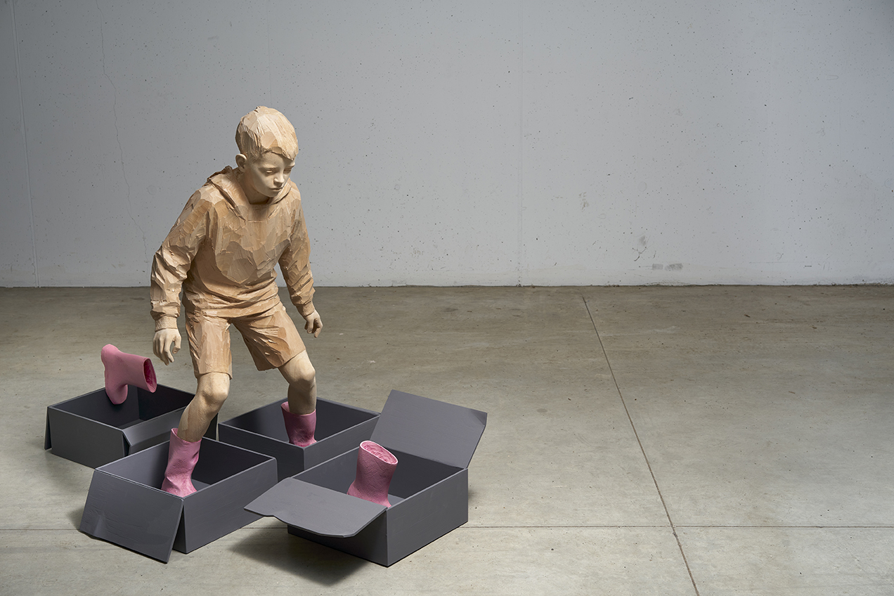 Rayuela, 2020, tiglio, colore acrylico, 123x110x90cm (1)-web